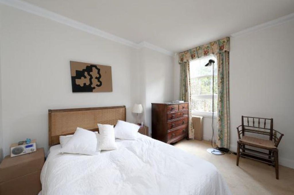 Property photo 3 of 5 Bedroom.Png
