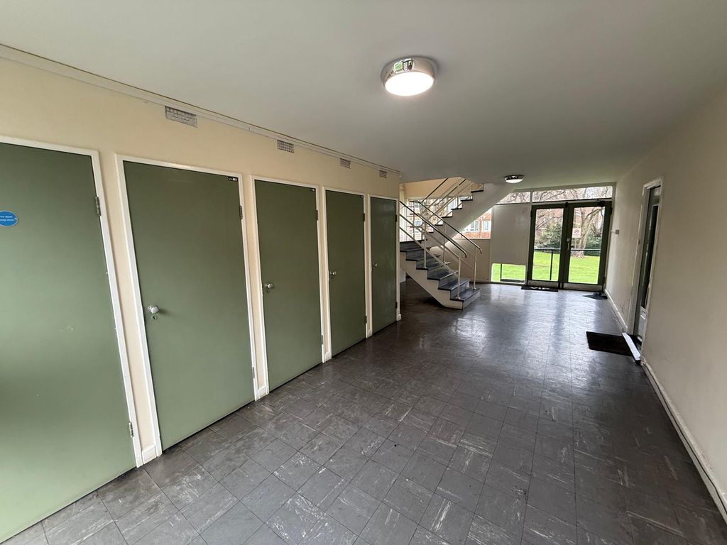 Property photo 2 of 15 Photo 5