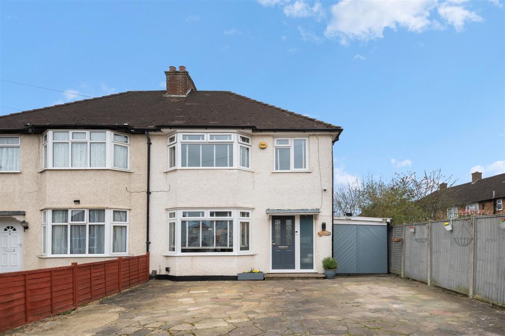 Property photo 1 of 15