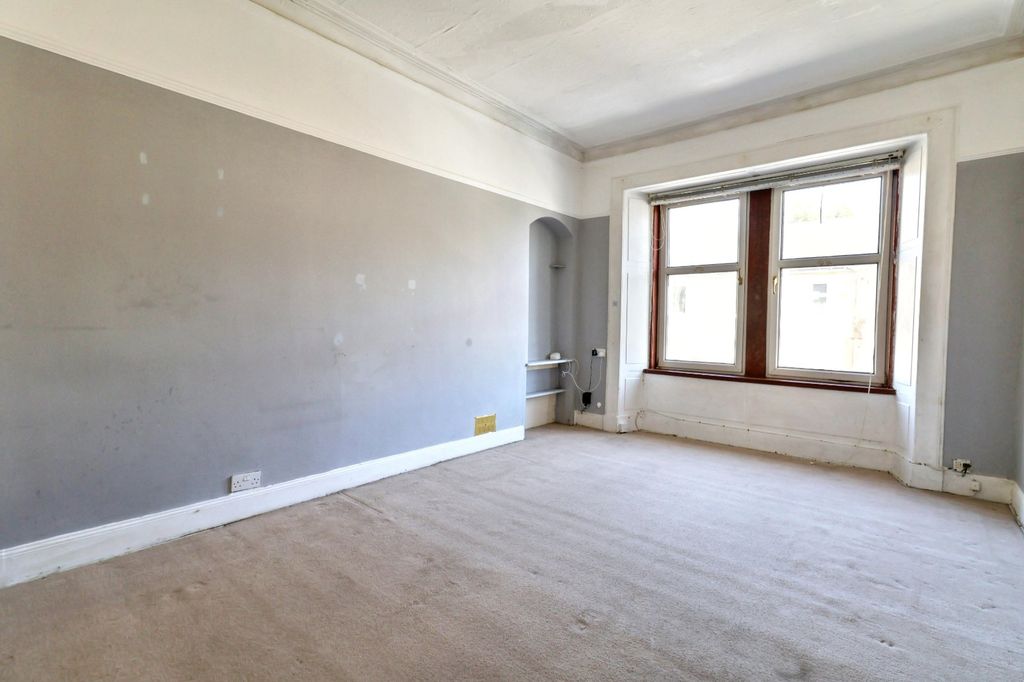 Property photo 2 of 14 Picture No. 01