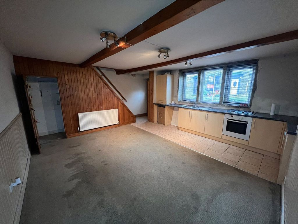 Property photo 2 of 11 Picture No. 31