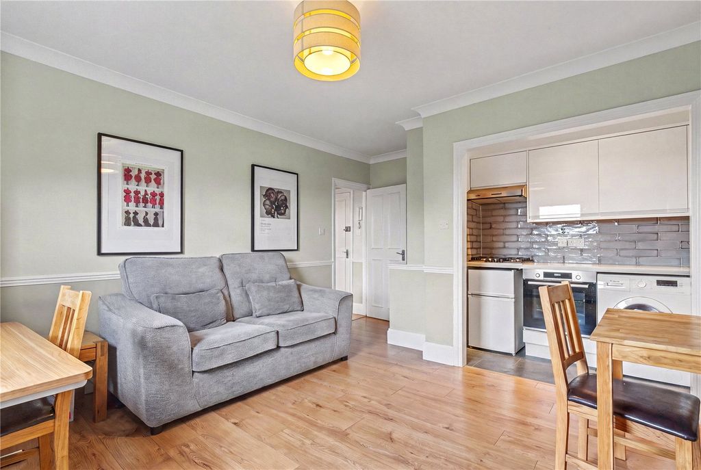 Property photo 3 of 10 Picture No. 04