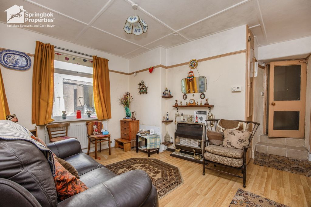 Property photo 2 of 17 Image 1
