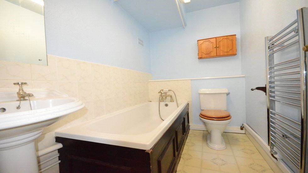 Property photo 3 of 4 Bathroomresized.Jpg