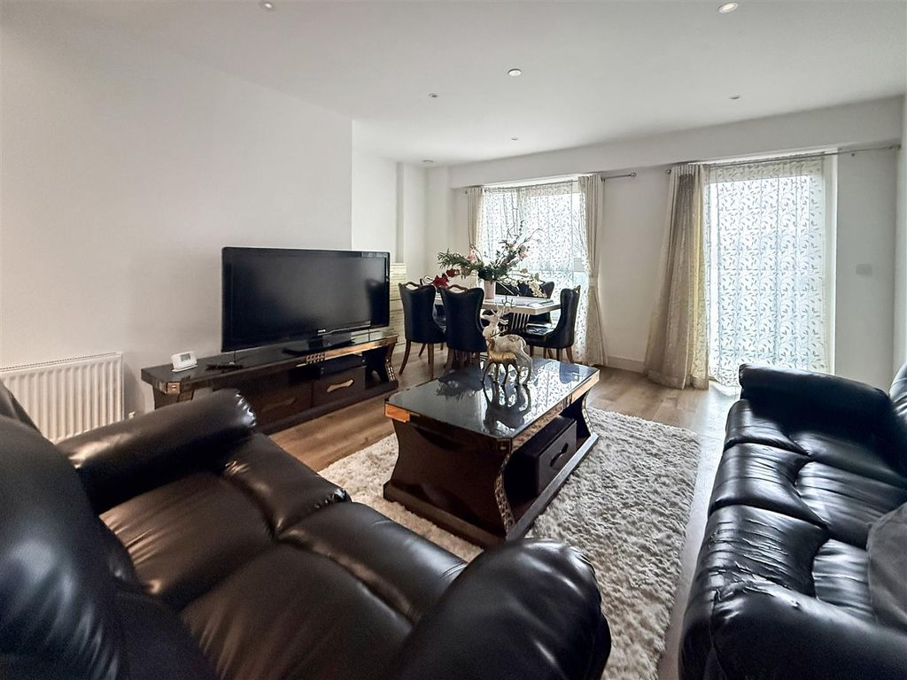 Property photo 3 of 15 Img_4391.Jpeg