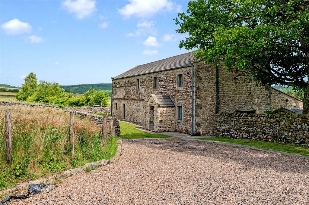 Property photo 2 of 47 External