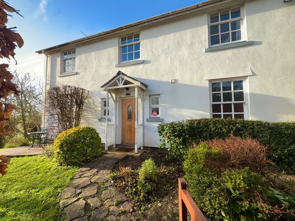 Property photo 1 of 26