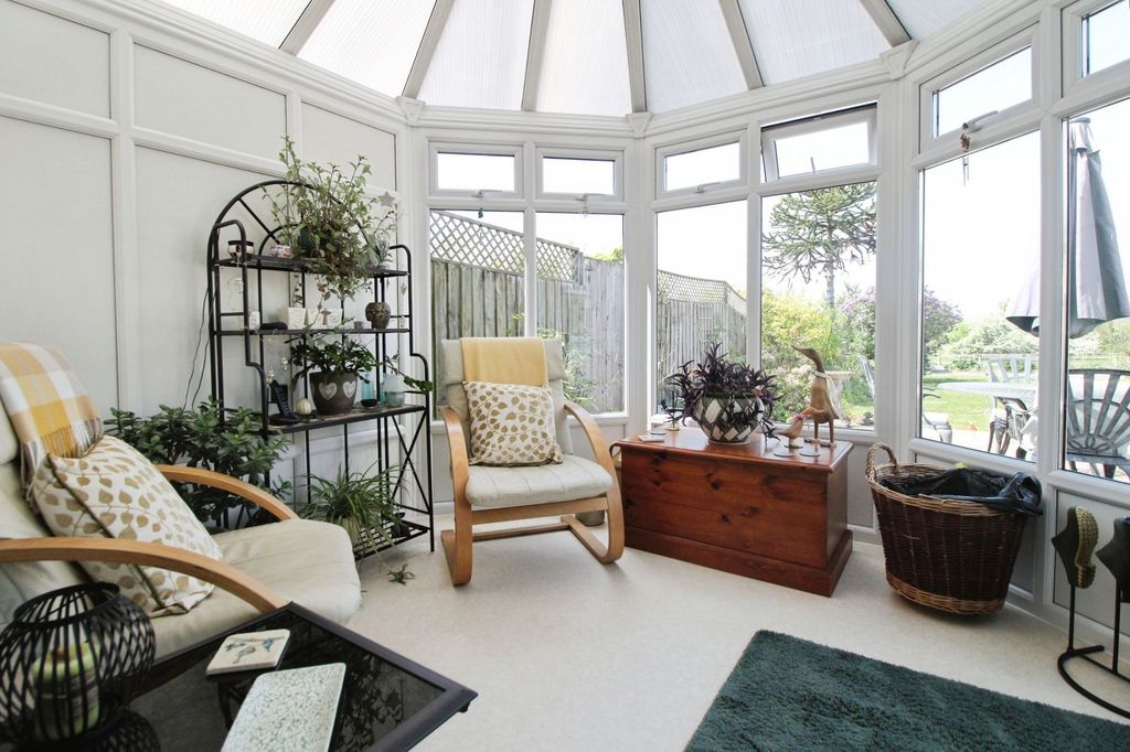 Property photo 3 of 22