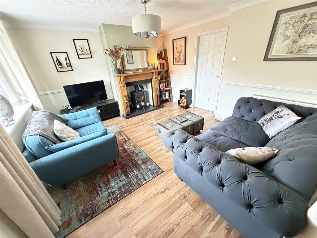 Property photo 2 of 18 Picture No. 04