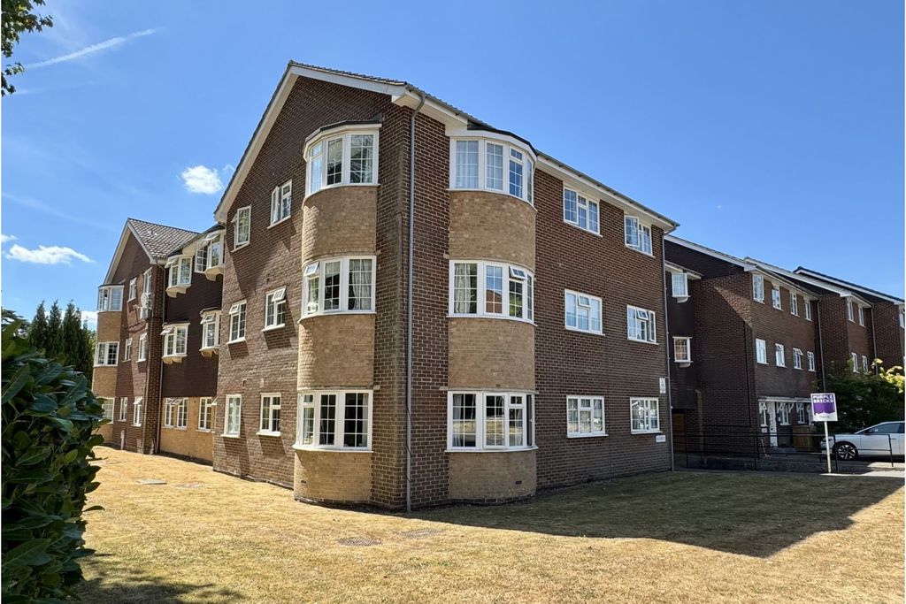 Property photo 1 of 19