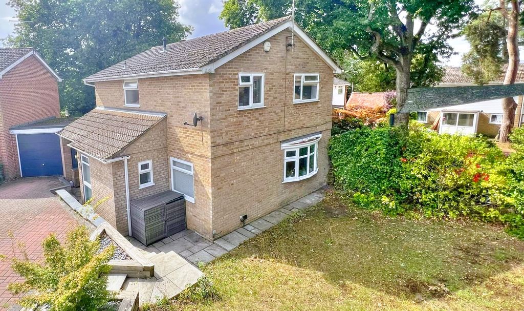 Property photo 1 of 12