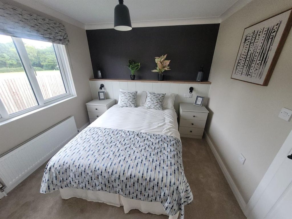 Property photo 3 of 6 5B4d8447-dc9E-4Da8-Aba6-7769cc7957Cf.Jpg