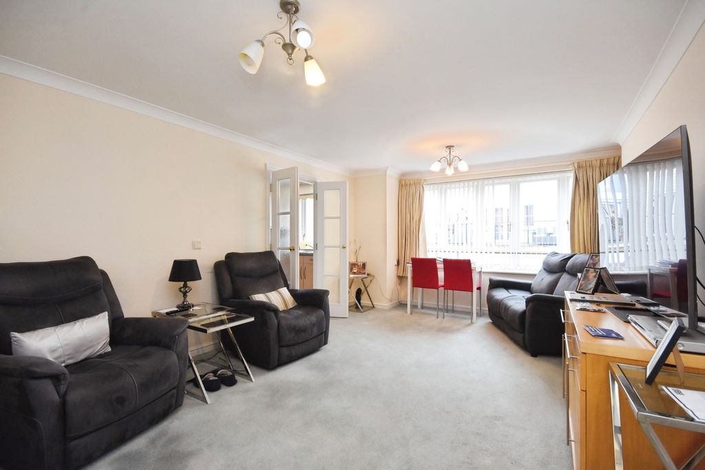 Property photo 3 of 15 Pbox-Img.Jpg