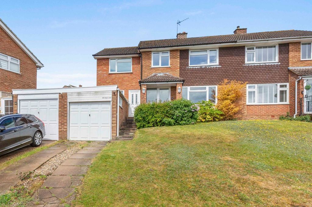 Property photo 1 of 17