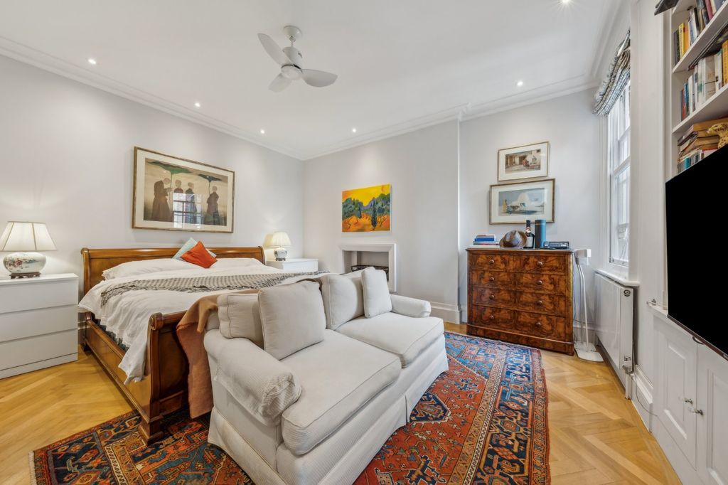 Property photo 3 of 22