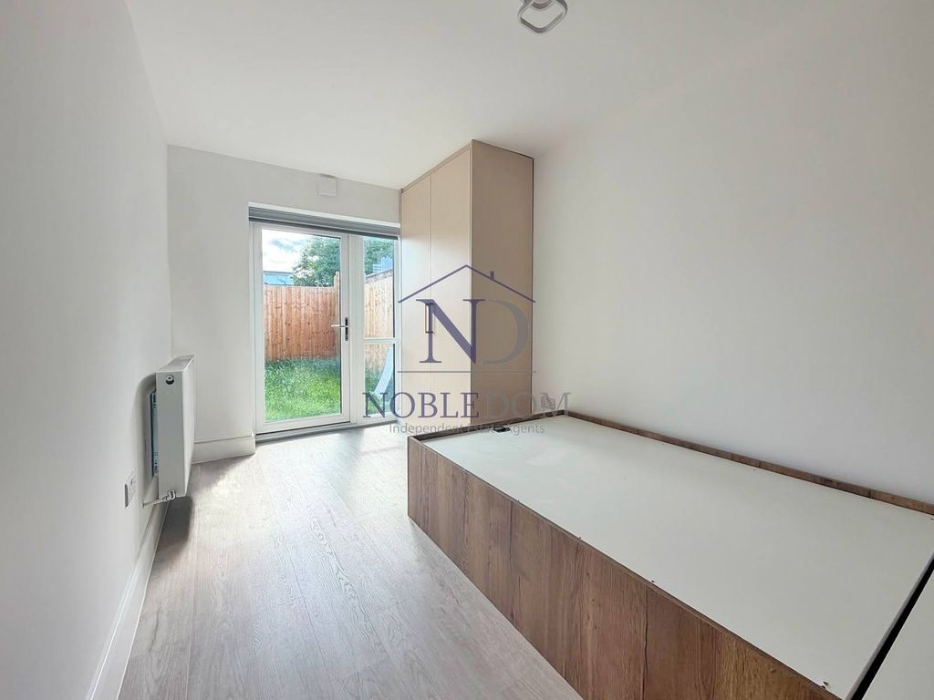 Property photo 2 of 10 Gallery