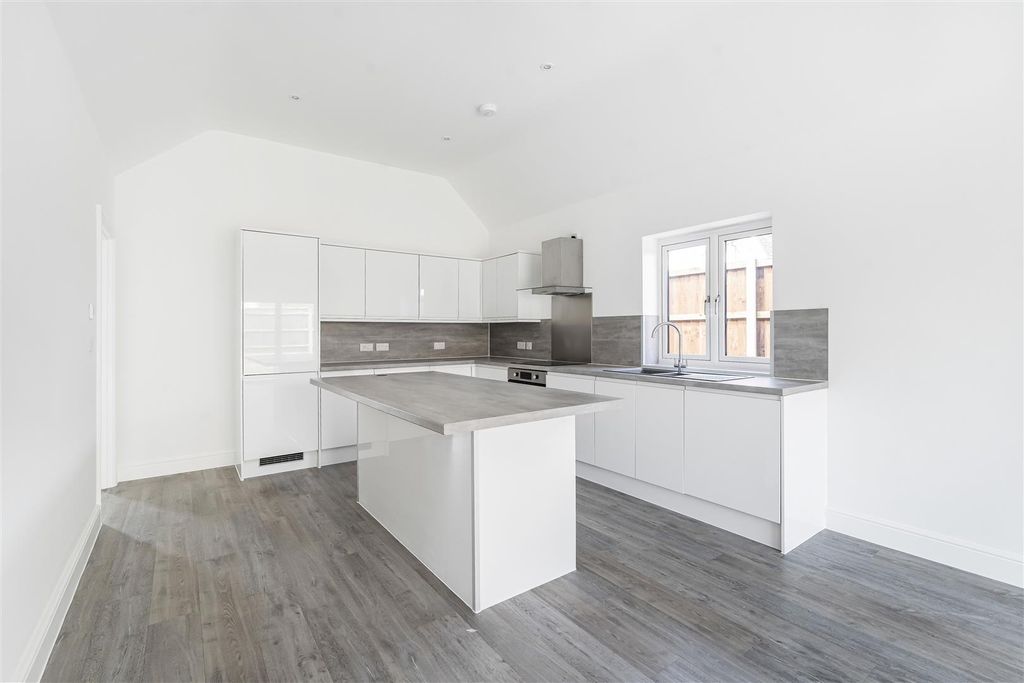 Property photo 2 of 13 Lkd4.Jpg
