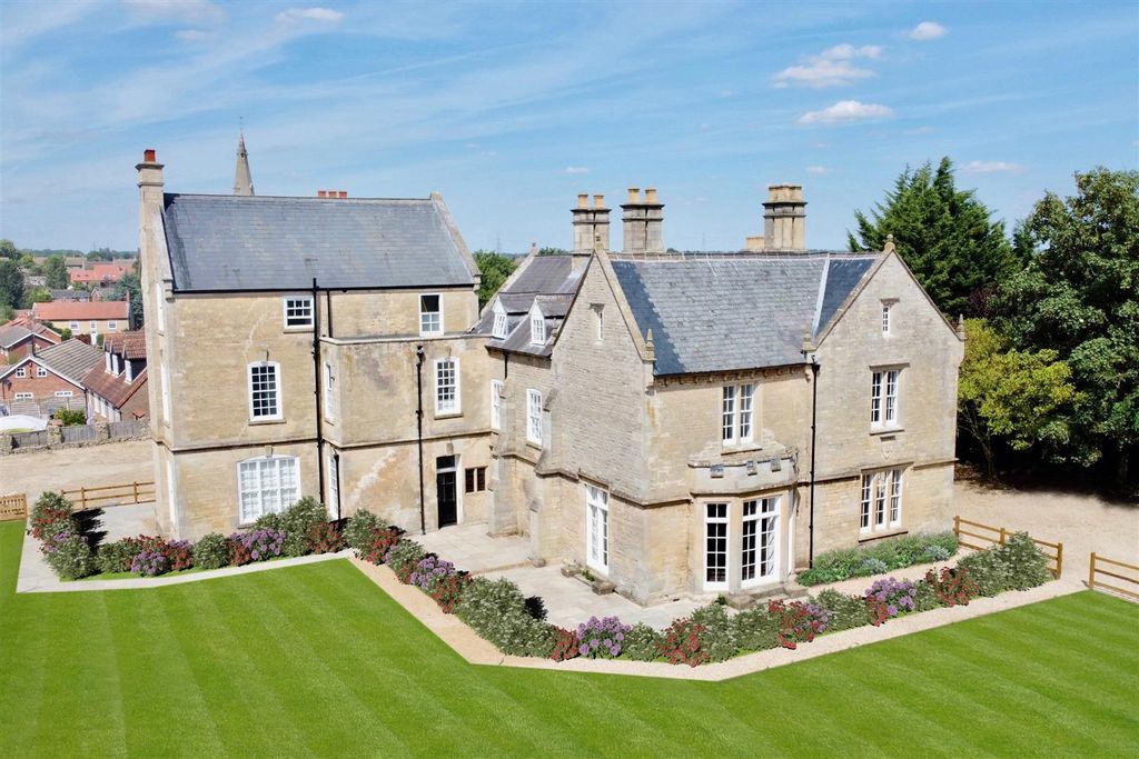 Property photo 1 of 7 Dji_0073_Dp-2.Jpg