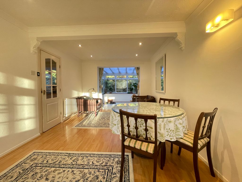 Property photo 2 of 19 Exterior