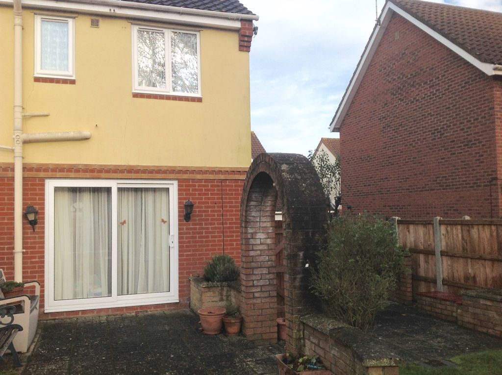 Property photo 1 of 4