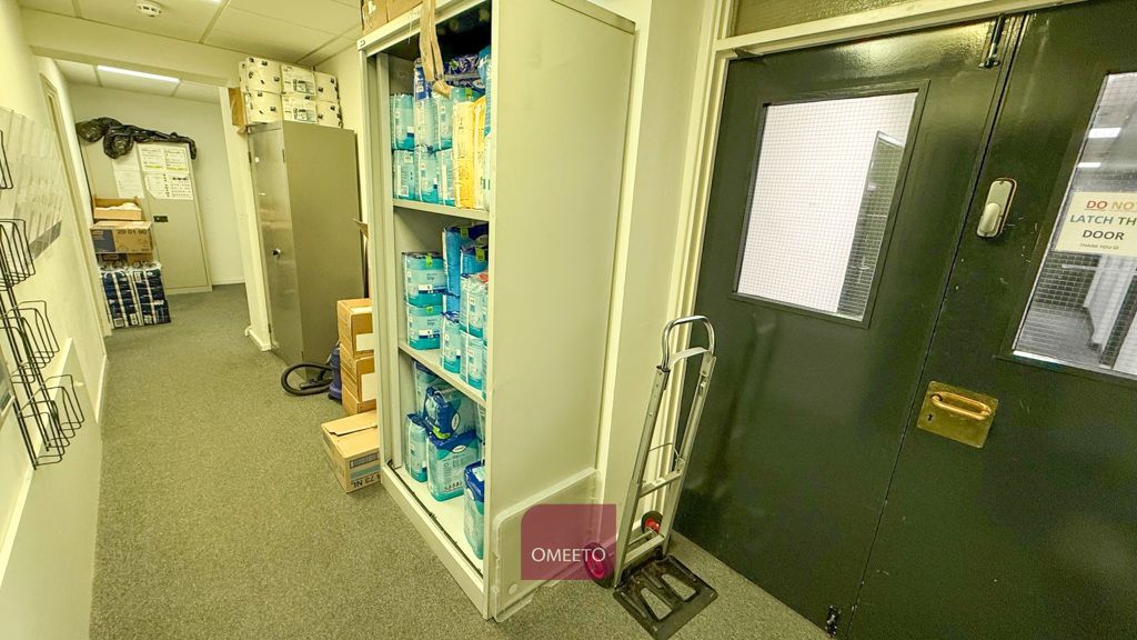 Property photo 2 of 4 Office To Let