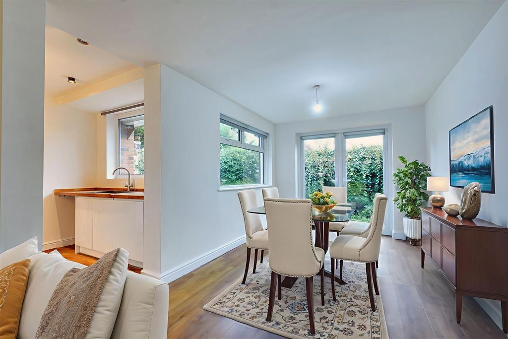 Property photo 3 of 20 Dining-Area - Dining Room - Standard - 4.Jpeg