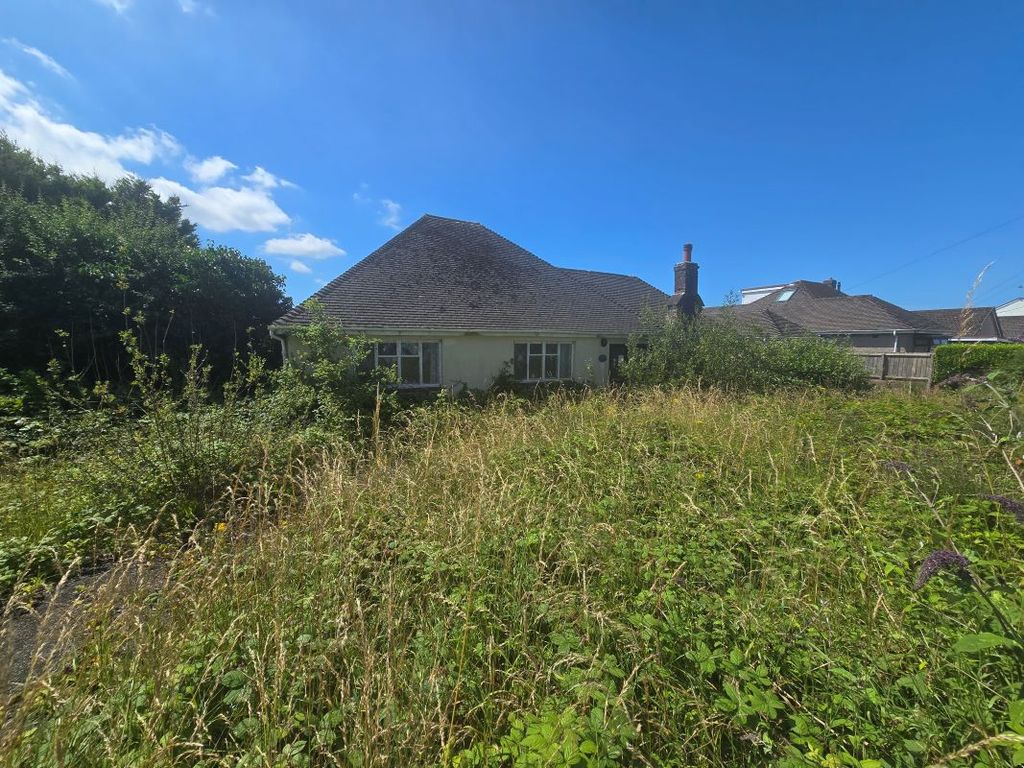 Property photo 3 of 18