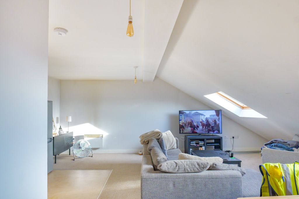 Property photo 3 of 29