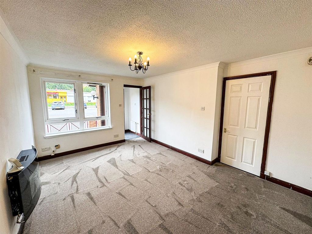 Property photo 3 of 10 3.Jpg