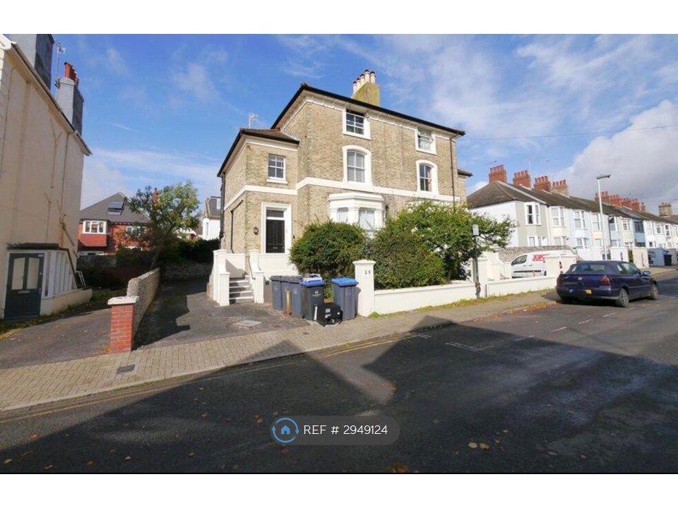 Property photo 1 of 5