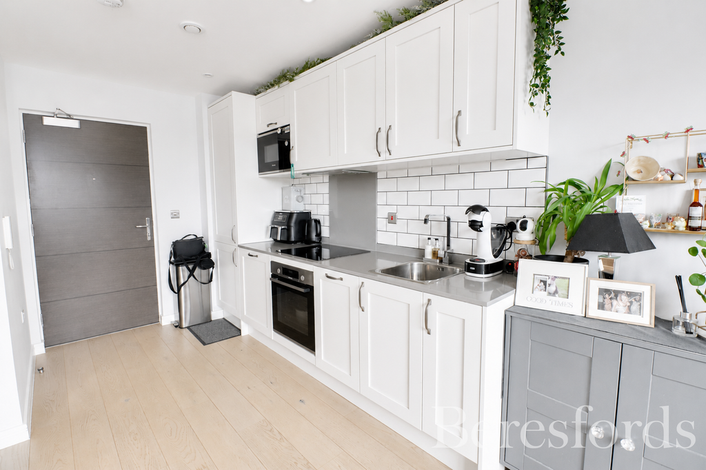 Property photo 3 of 7 Picture No. 06