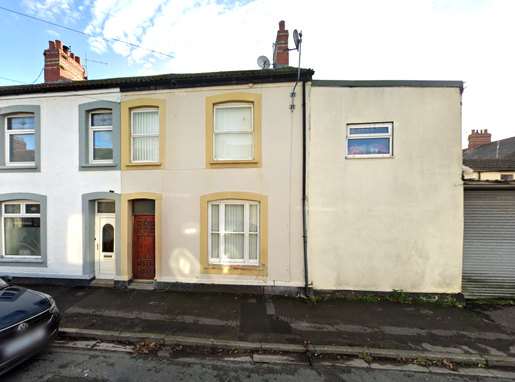 Property photo 1 of 9
