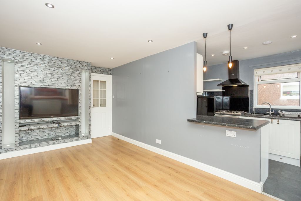 Property photo 3 of 21 Open Plan Living Space