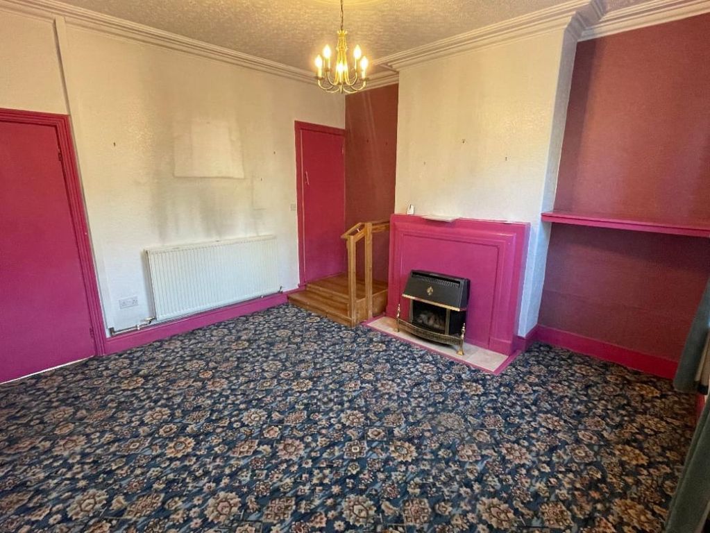 Property photo 2 of 9