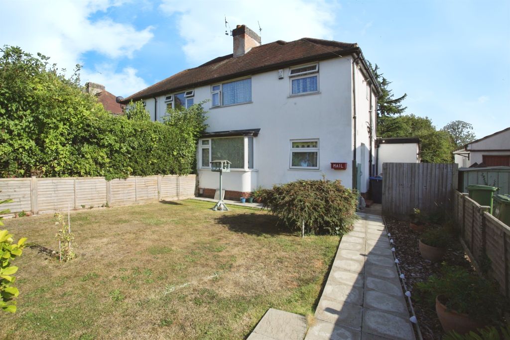 Property photo 1 of 17