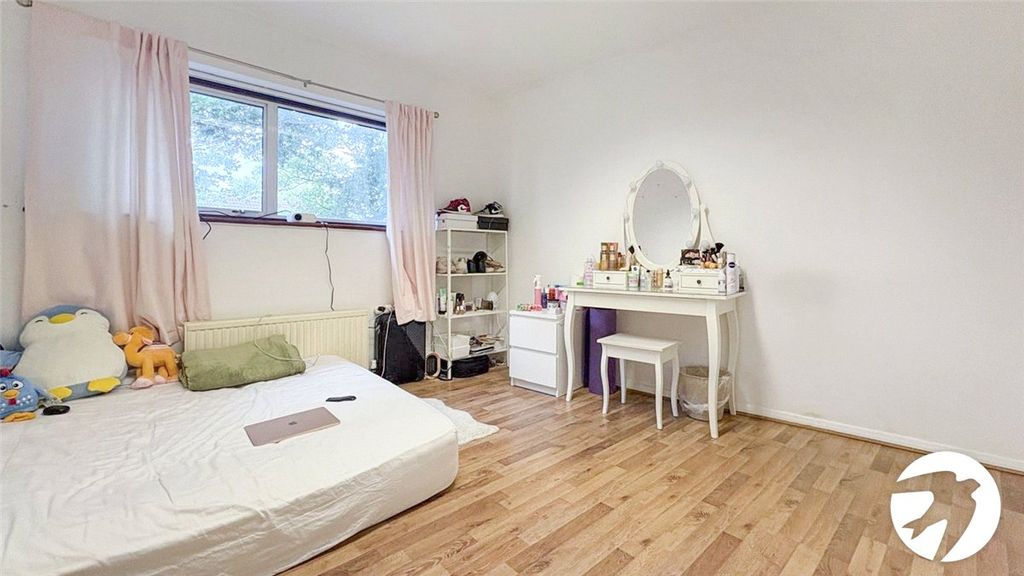 Property photo 3 of 10 Picture No. 06