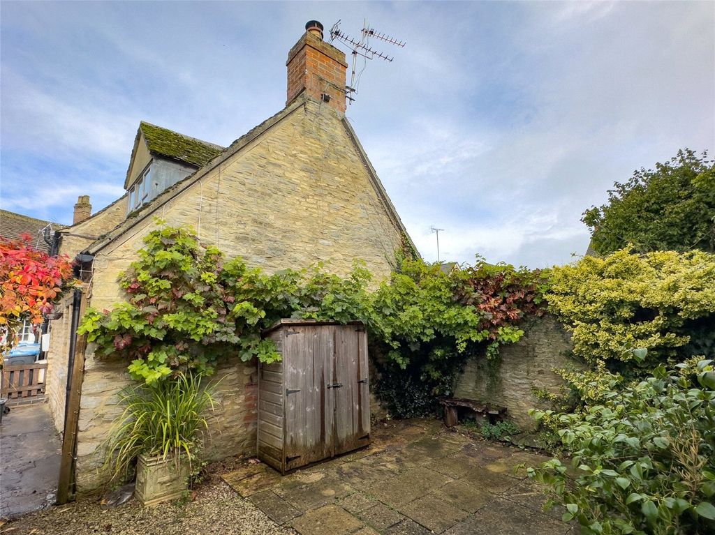 Property photo 3 of 20 Patio