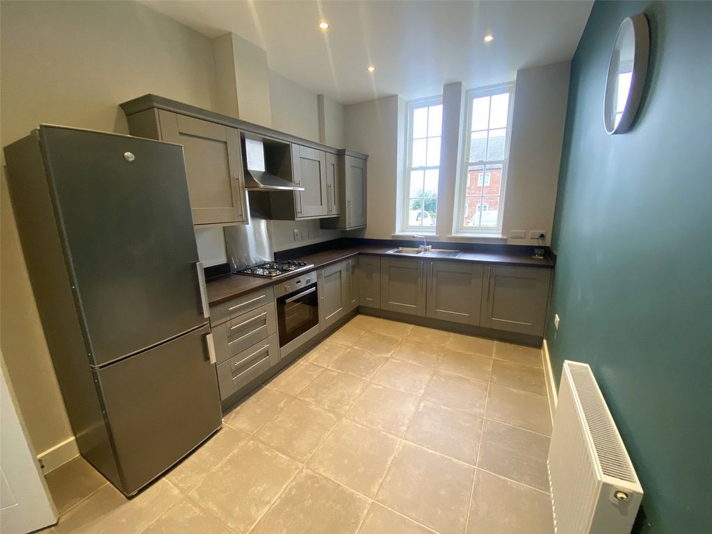 Property photo 2 of 16 Picture No. 31