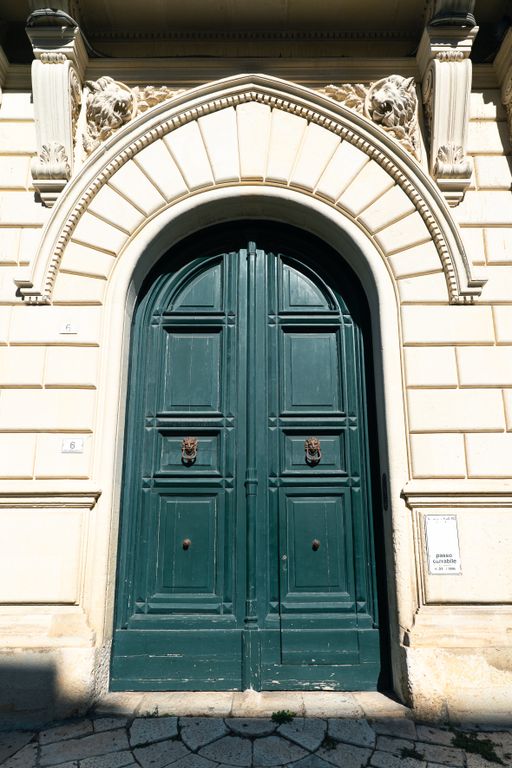 Property photo 3 of 62