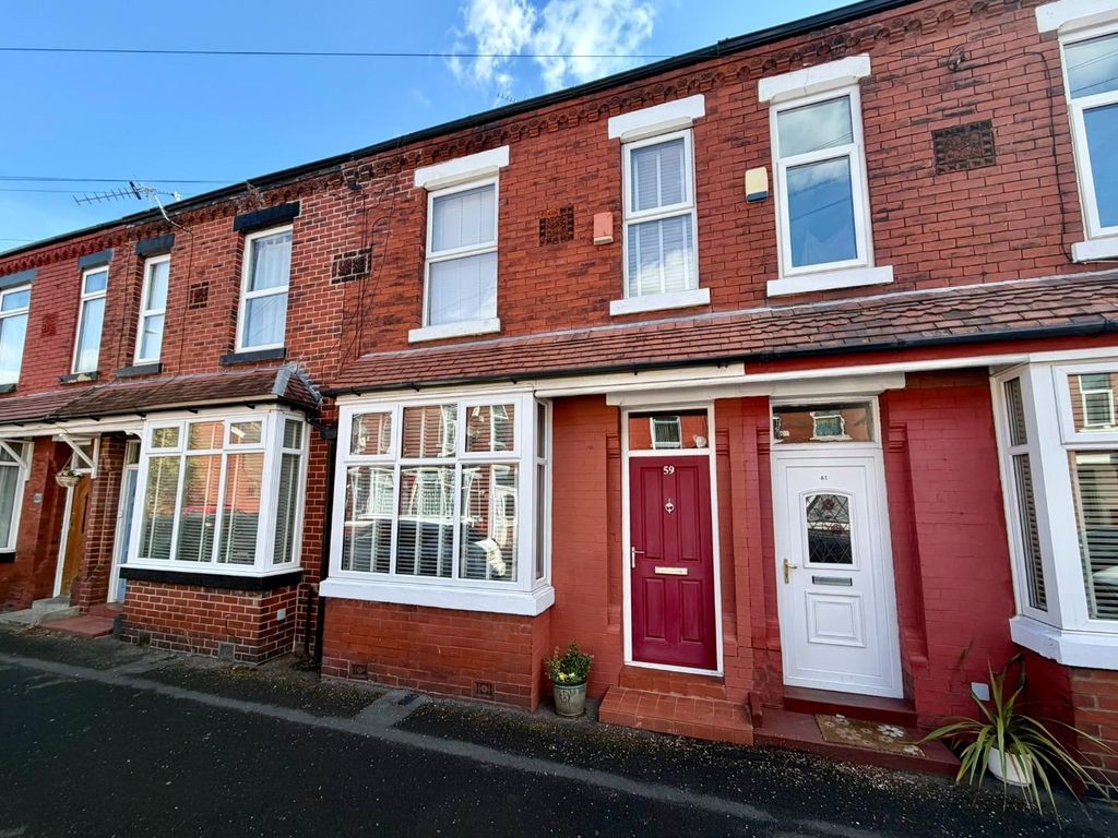 Property photo 1 of 28