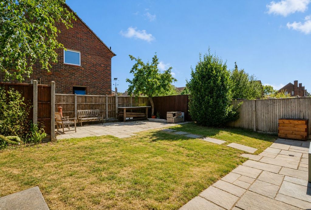 Property photo 3 of 20