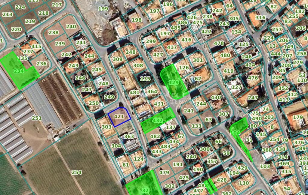 Property photo 1 of 2