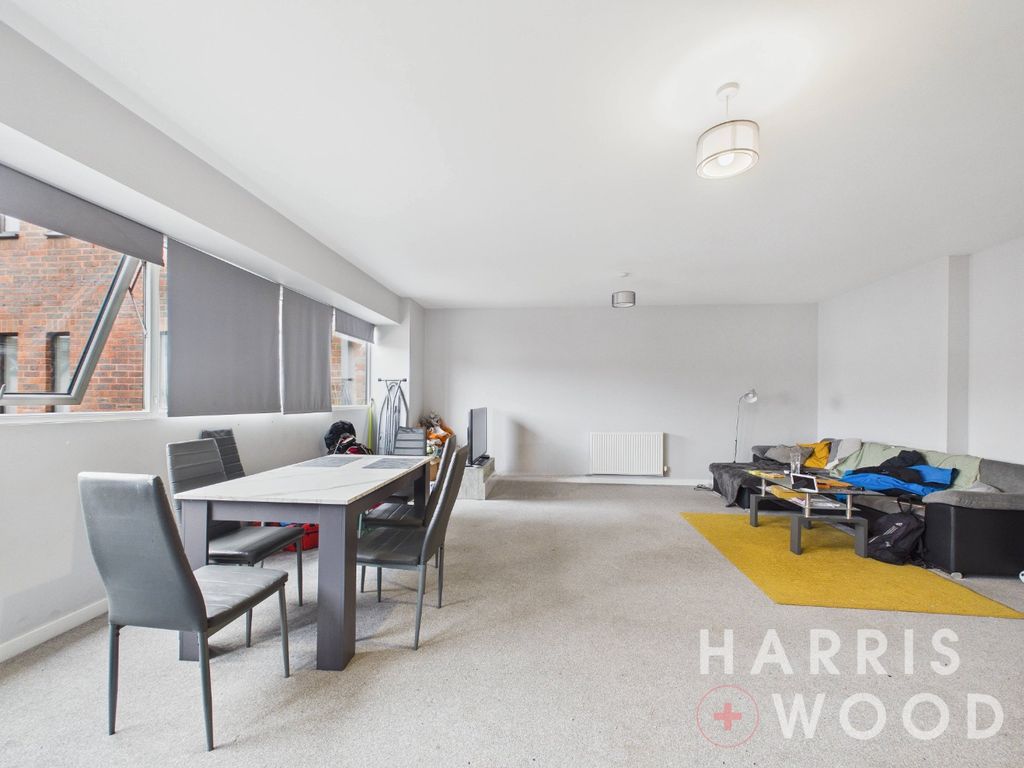 Property photo 3 of 9 4792552