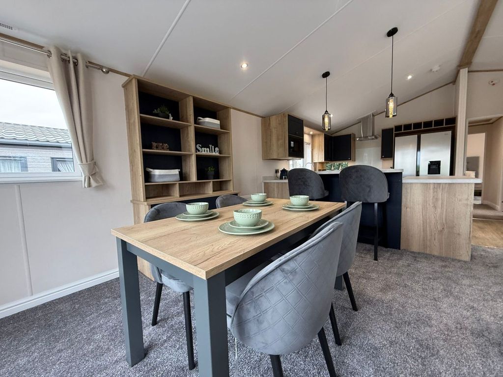 Property photo 3 of 6 Whatsapp Image 2025 10 26 At 15.36.53 Bd9De38F.Jpg