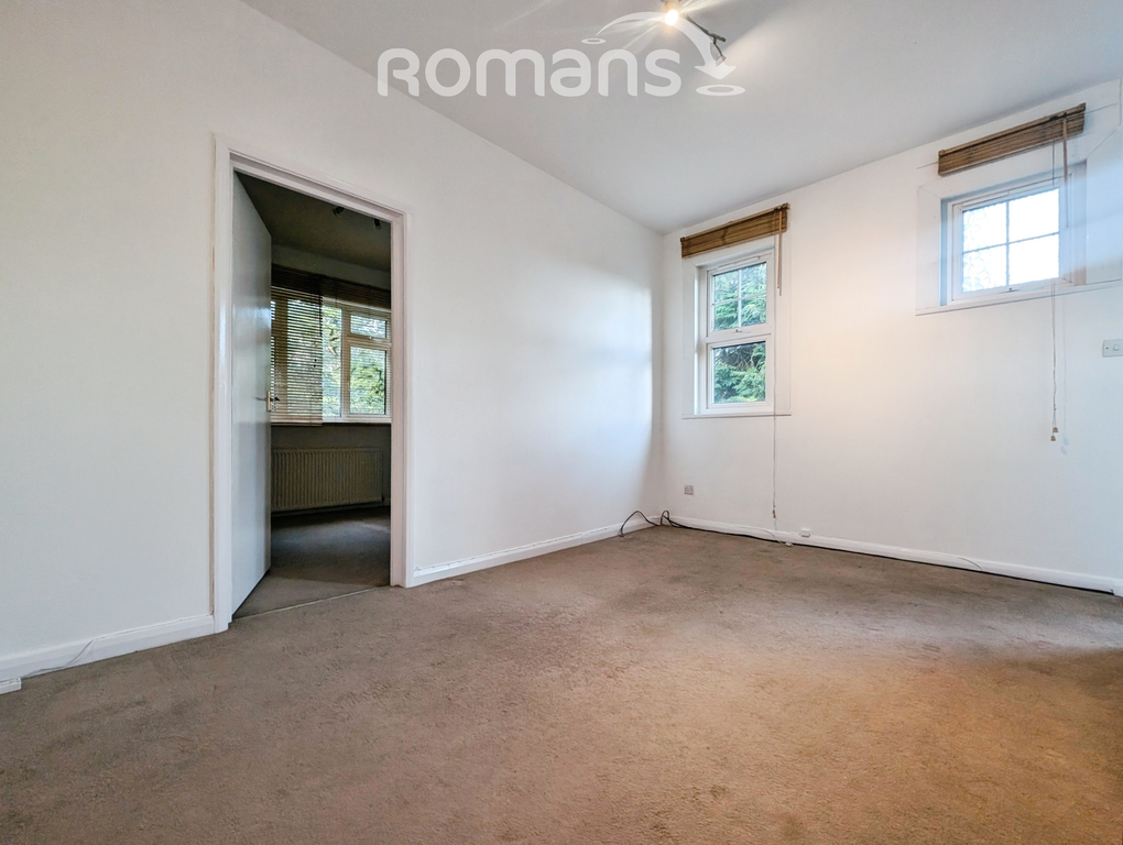 Property photo 2 of 8 A9A7E734-1000084985