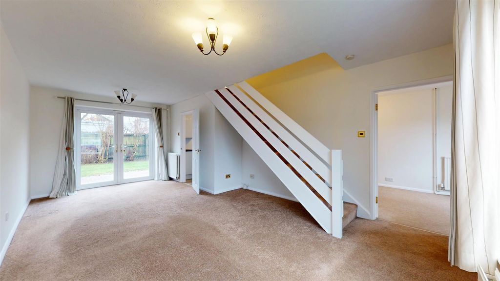 Property photo 3 of 10 Lounge Diner