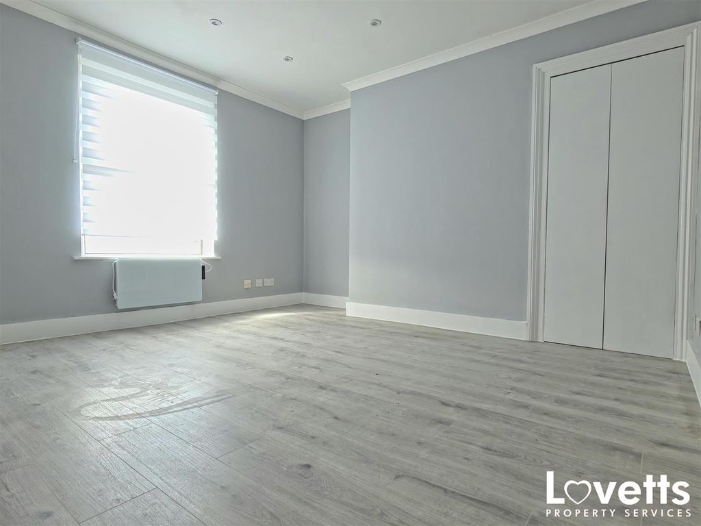 Property photo 2 of 8 Living Room