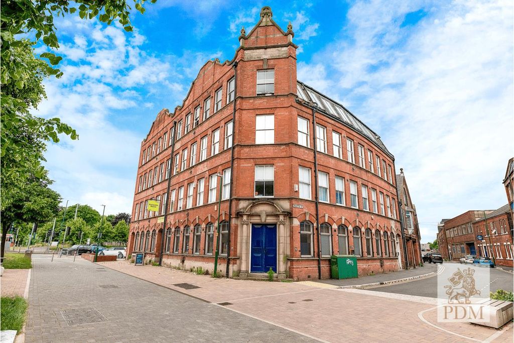 Property photo 1 of 15 Unit 3 Karlsruhe House 18 Queens Bridge Rd The Mea