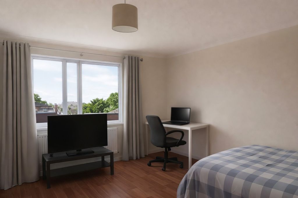 Property photo 1 of 4 Picture No. 08