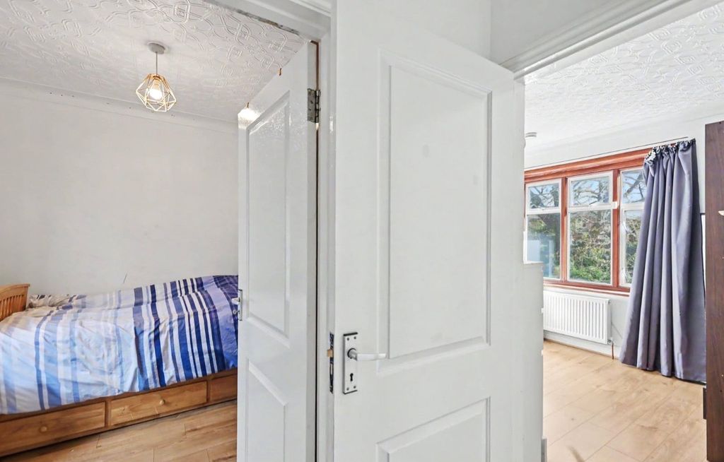 Additional image 24 of 5 bed detached house for saleClay Hill, Enfield EN2